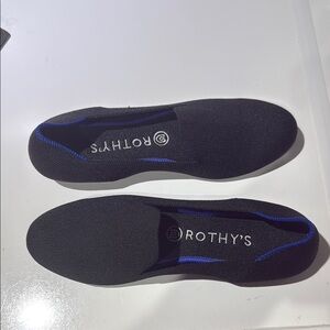 Rothy's women’s Black flats